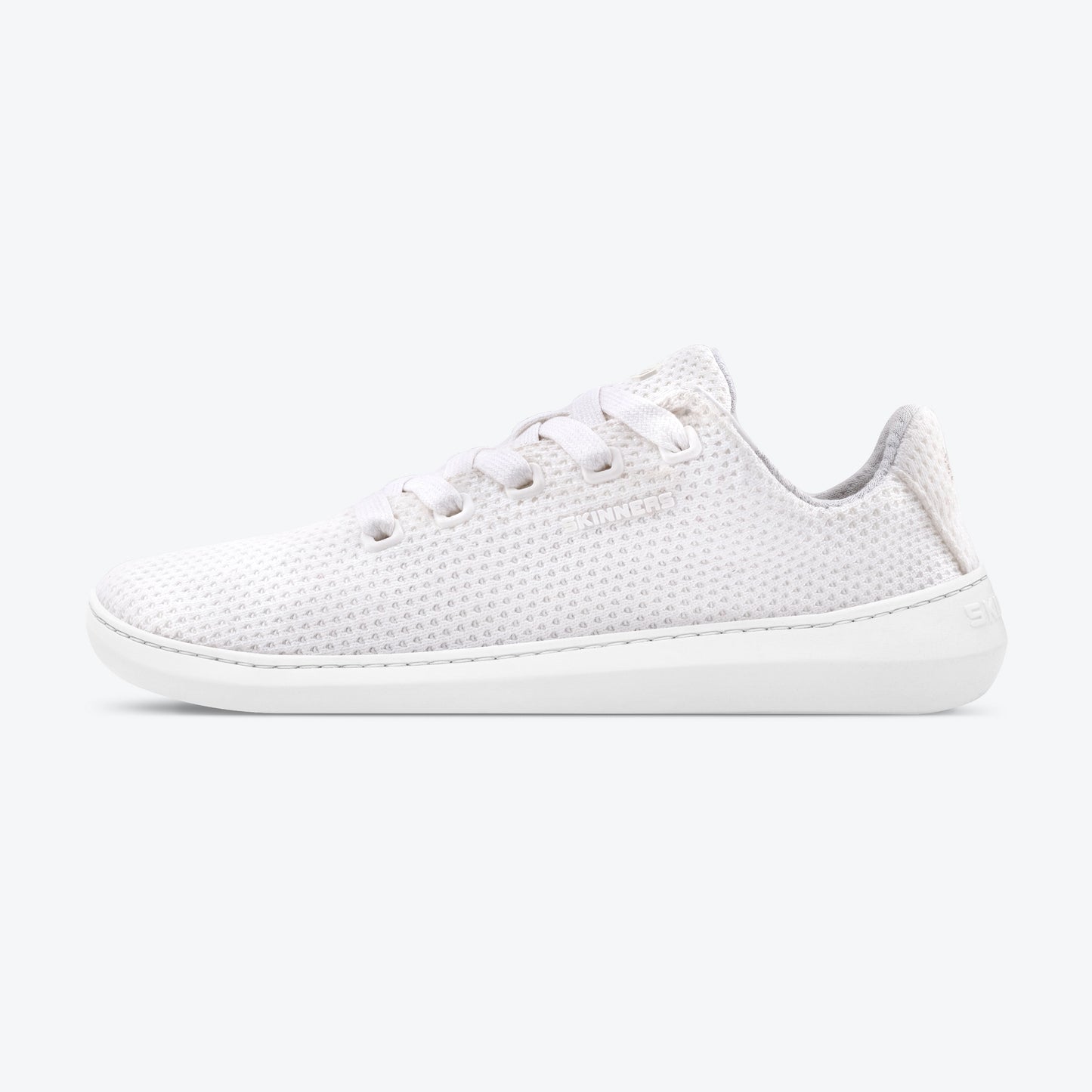 Globetrotter White