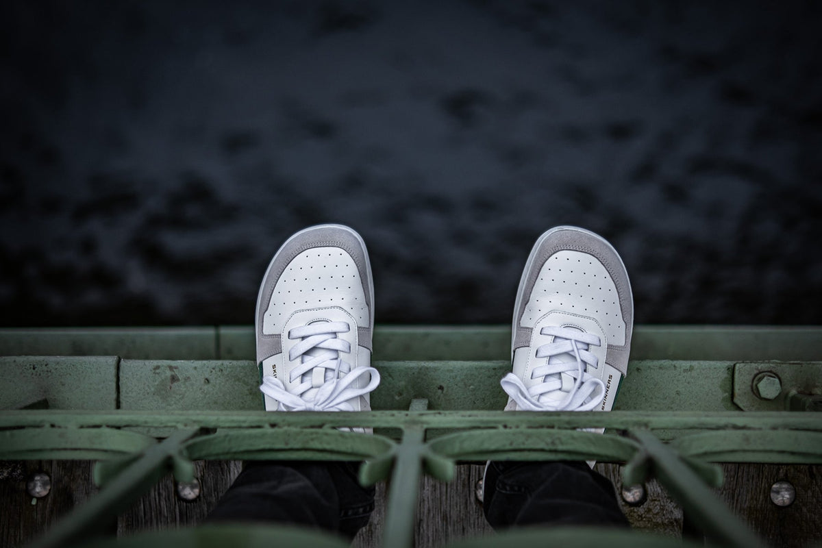 How to switch to barefoot shoes? A complete guide for beginners.
