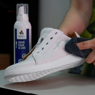COMBI CLEAN & CARE cleansing foam with nutrition