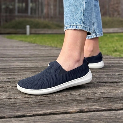 Seaker Navy Blue
