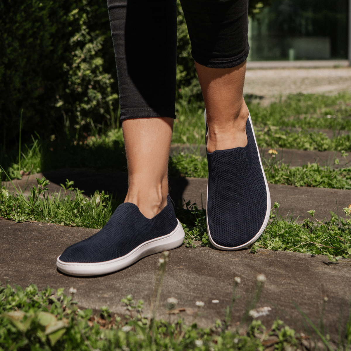 Seaker Navy Blue