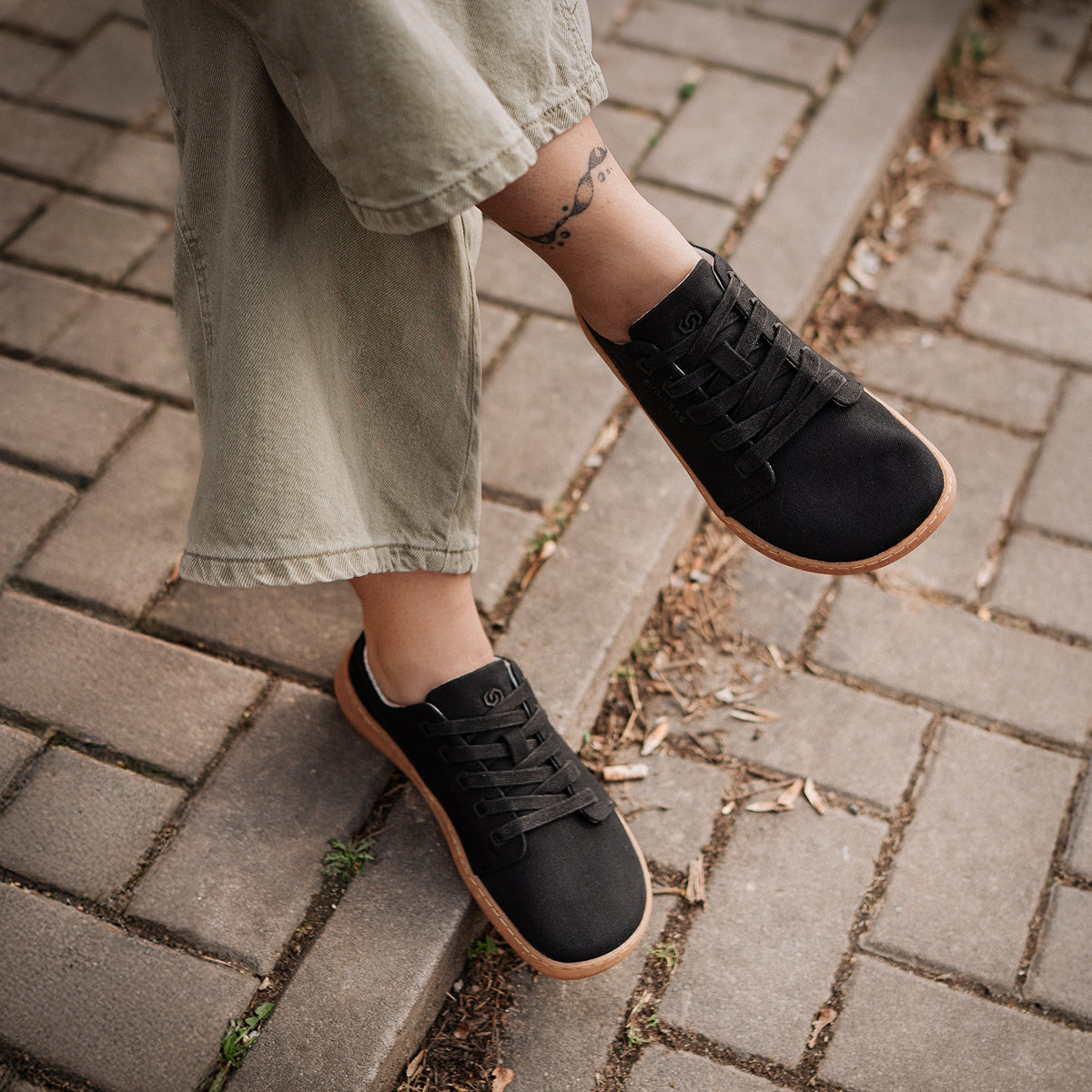 Wanderer II True Black