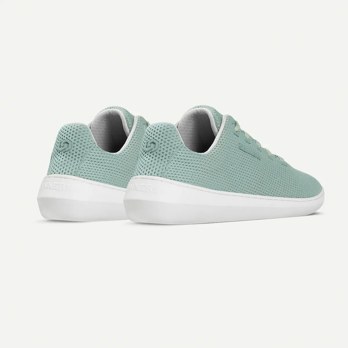 skinners_globetrotter_ii_mist_green_back