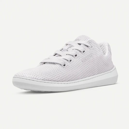 skinners_globetrotter_white_front