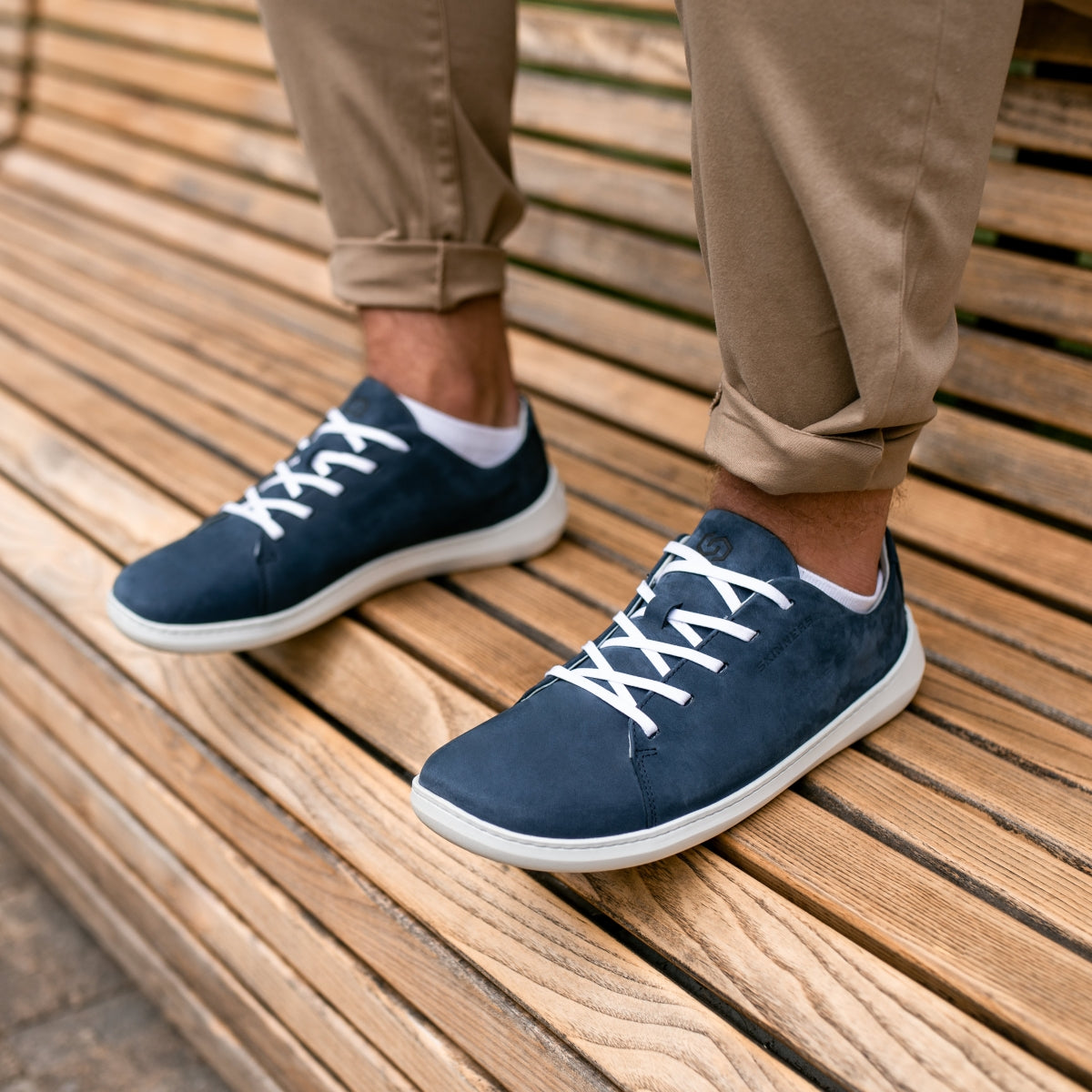 Walker Navy – mentsd meg a cipőt